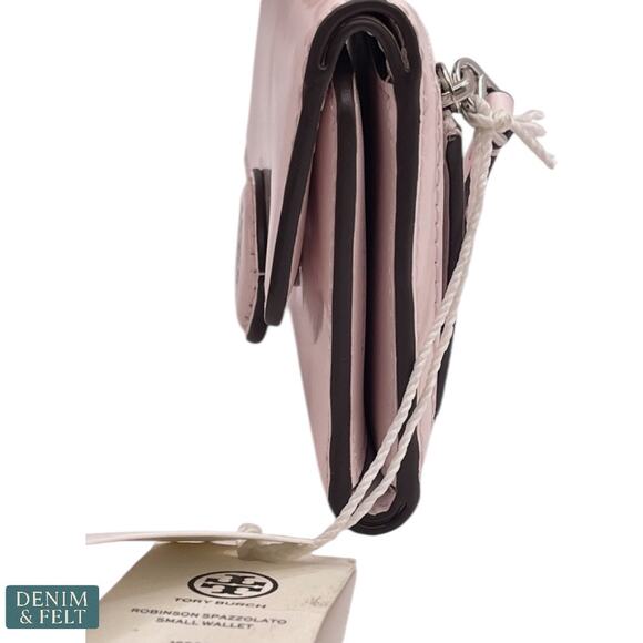 NEW Tory Burch Small Robinson Spazzolato Wallet Powder Pink Patent Leather - Picture 7 of 14